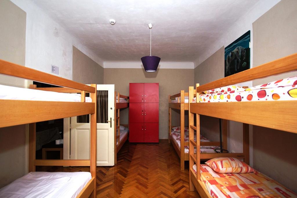 Hostel Pangeea Σίμπιου Εξωτερικό φωτογραφία